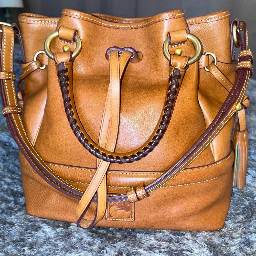 MUST GO!!! Dooney & Bourke Florentine Buckley